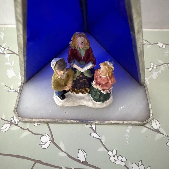 Vintage Christmas Carolers Handmade Stained Glass 5” Decoration - Picture 2 of 6